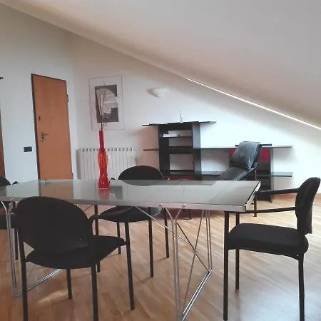 Apartment Ammobiliato *